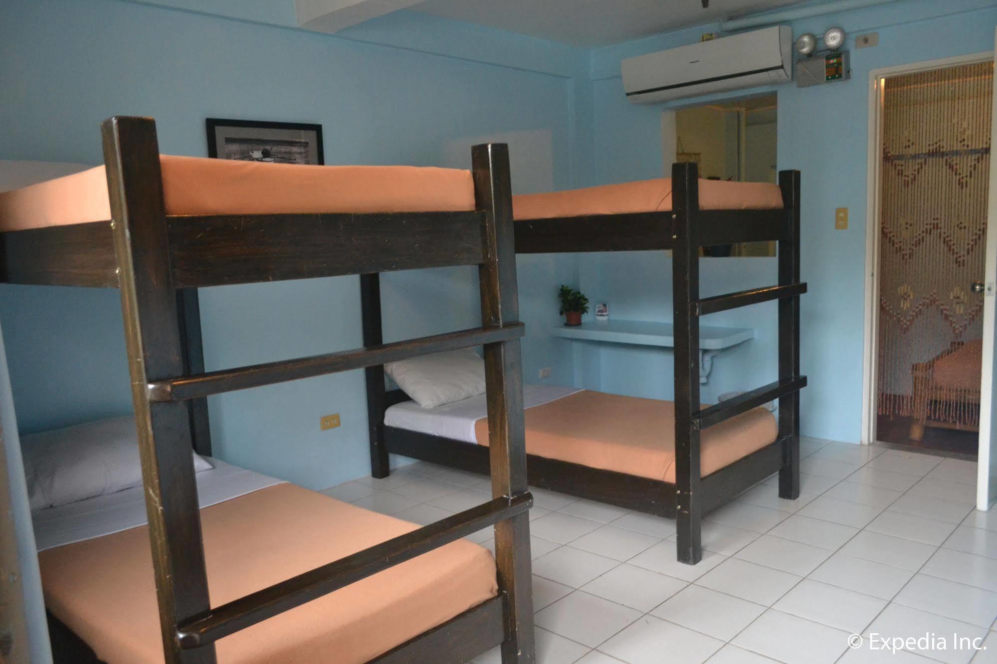 Lazea Tagaytay Inn Tagaytay City Bagian luar foto