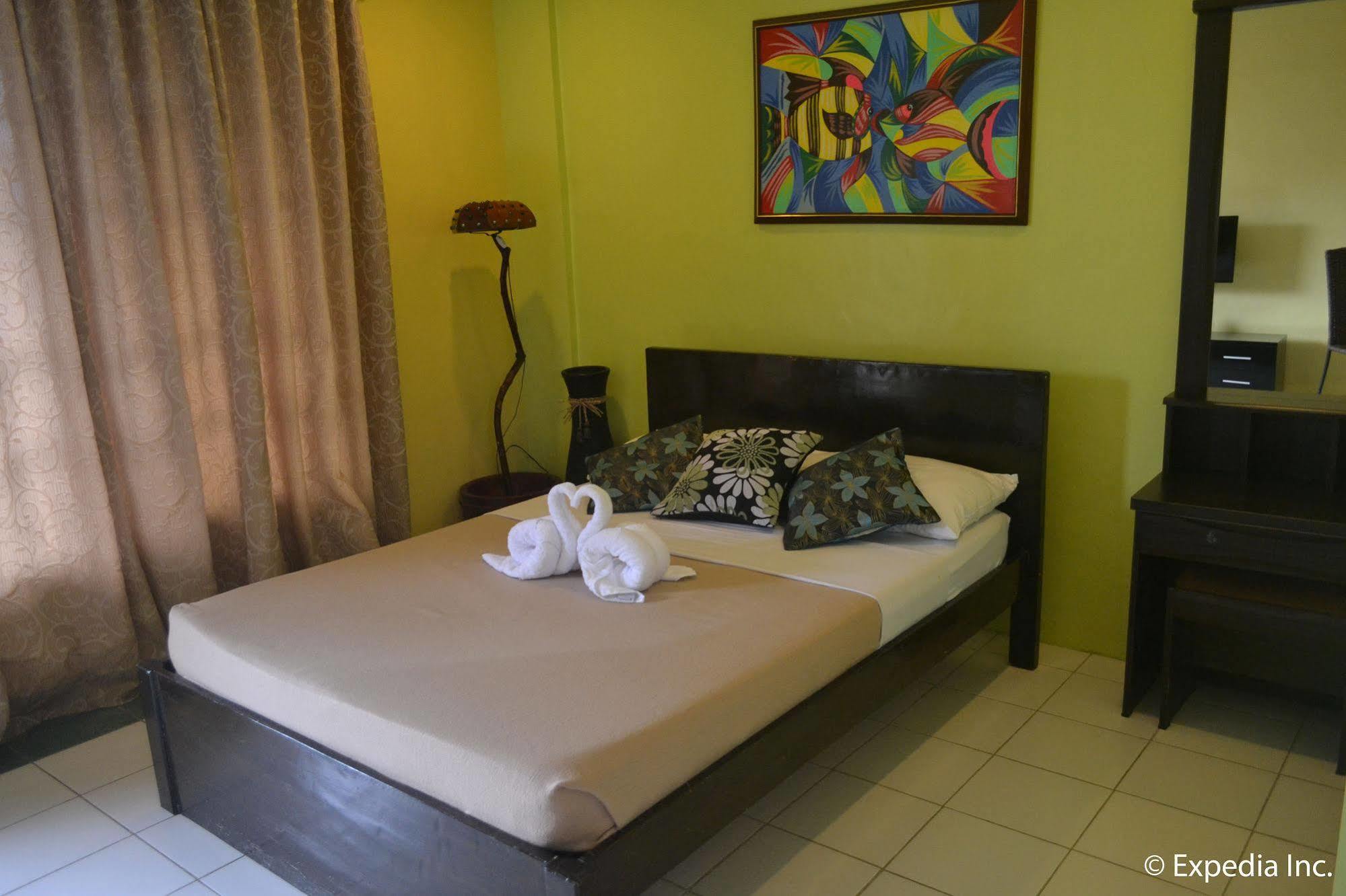Lazea Tagaytay Inn Tagaytay City Bagian luar foto