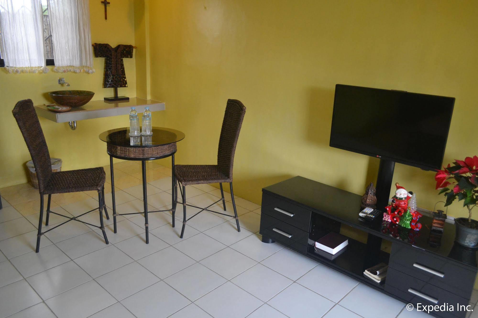 Lazea Tagaytay Inn Tagaytay City Bagian luar foto